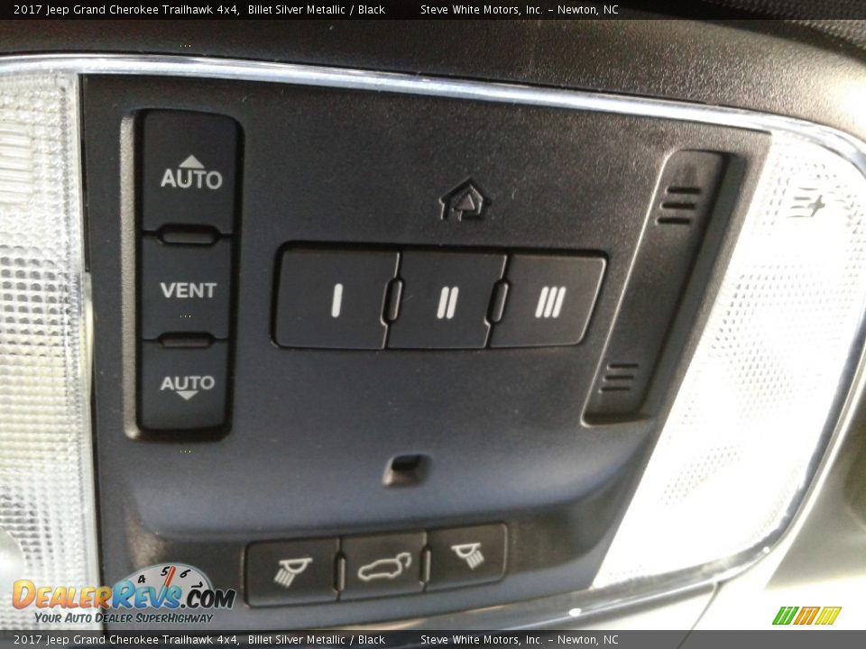 2017 Jeep Grand Cherokee Trailhawk 4x4 Billet Silver Metallic / Black Photo #33