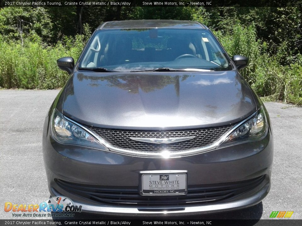 2017 Chrysler Pacifica Touring Granite Crystal Metallic / Black/Alloy Photo #3