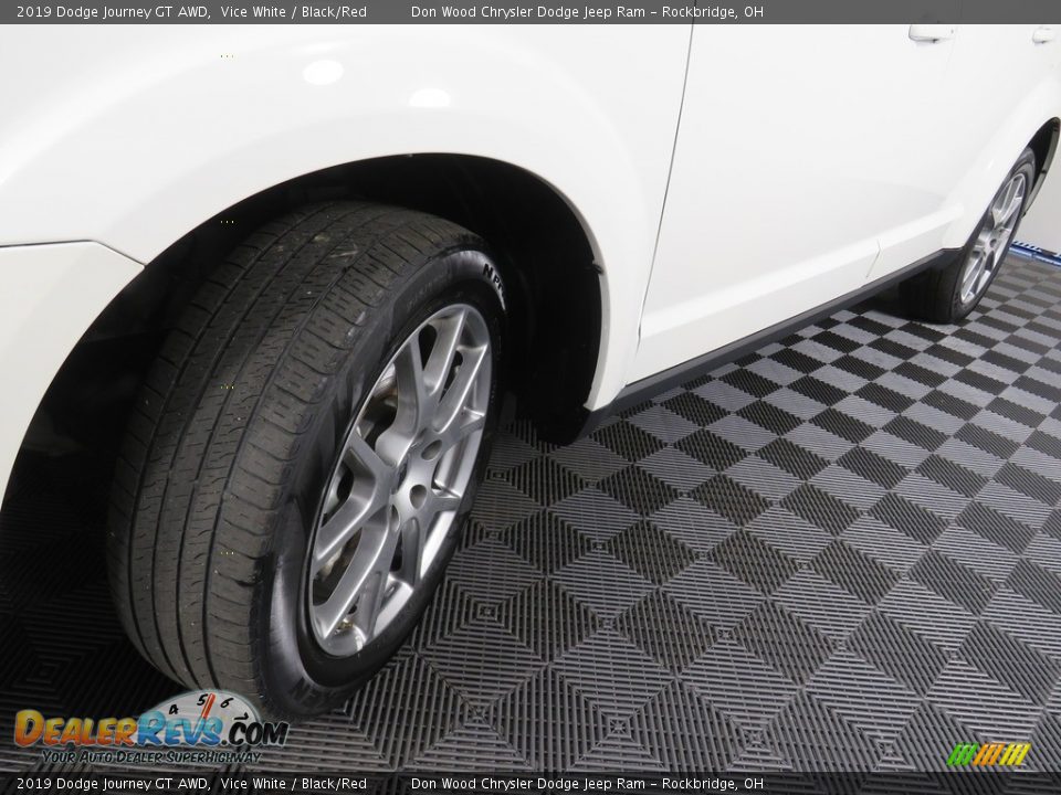 2019 Dodge Journey GT AWD Vice White / Black/Red Photo #11