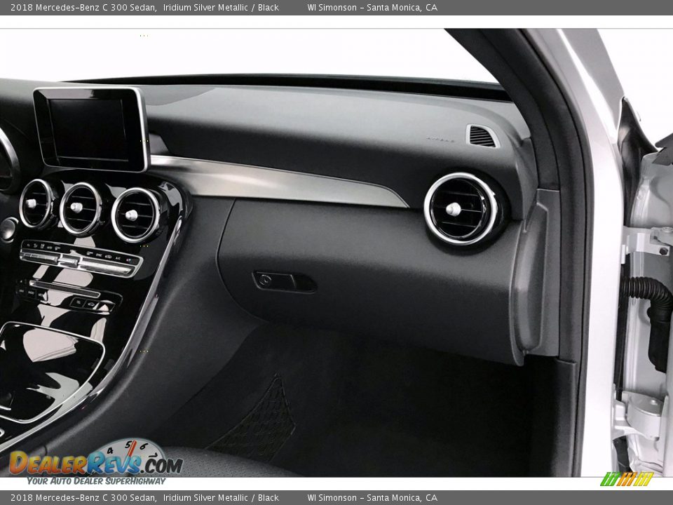 2018 Mercedes-Benz C 300 Sedan Iridium Silver Metallic / Black Photo #28
