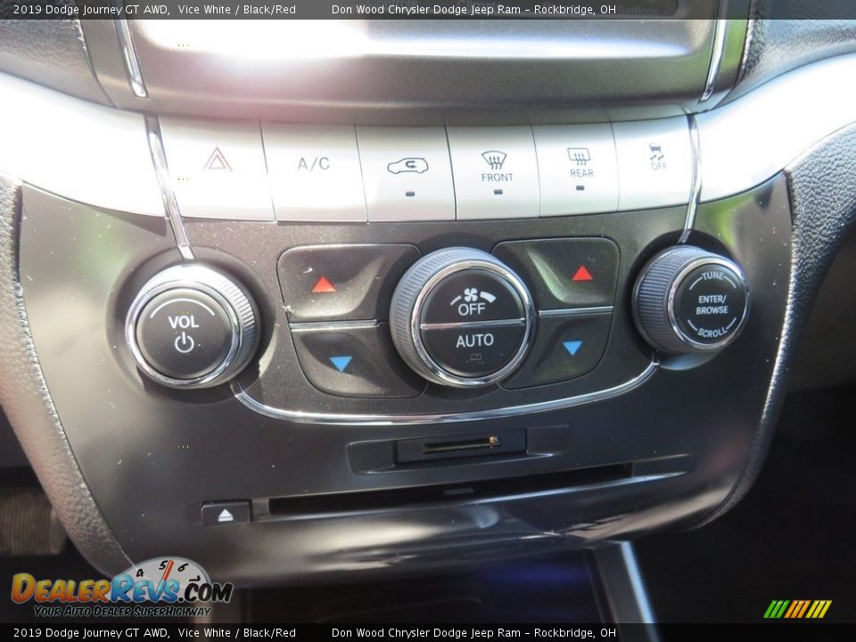 2019 Dodge Journey GT AWD Vice White / Black/Red Photo #28