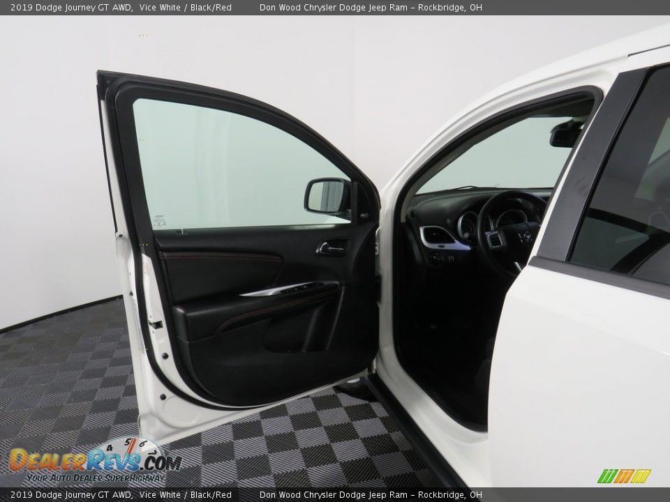 2019 Dodge Journey GT AWD Vice White / Black/Red Photo #30