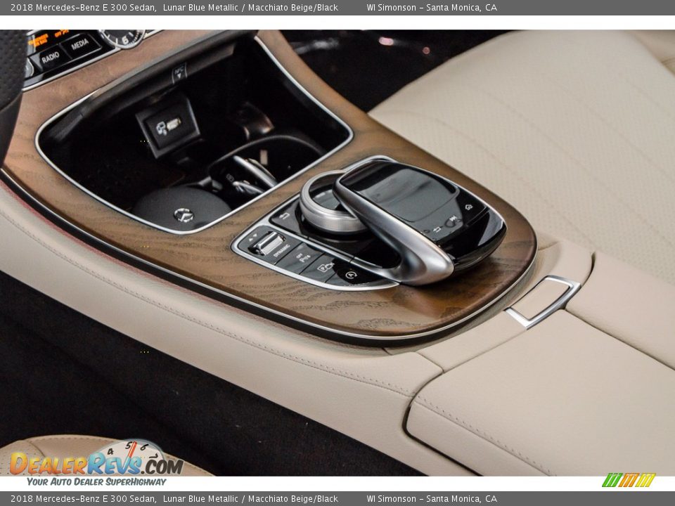 2018 Mercedes-Benz E 300 Sedan Shifter Photo #7