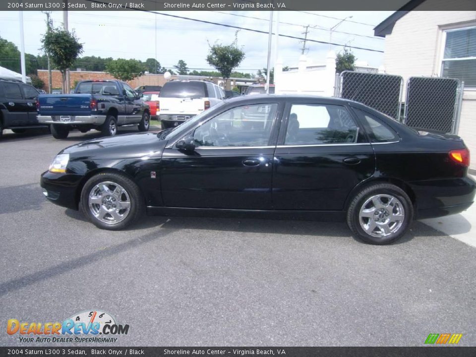 2004 Saturn L300 3 Sedan Black Onyx / Black Photo #4
