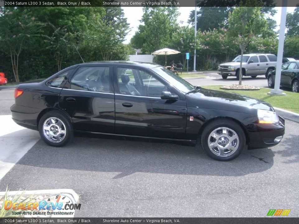 2004 Saturn L300 3 Sedan Black Onyx / Black Photo #8