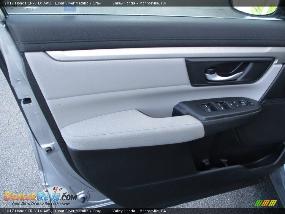 2017 Honda CR-V LX AWD Lunar Silver Metallic / Gray Photo #10