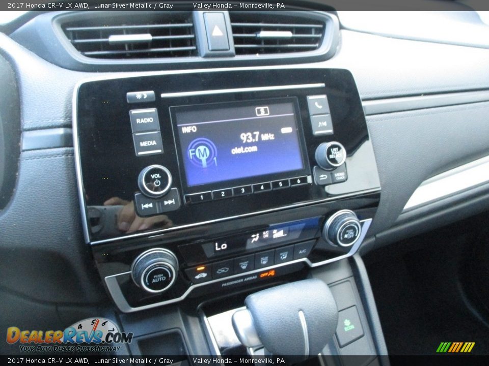 2017 Honda CR-V LX AWD Lunar Silver Metallic / Gray Photo #15