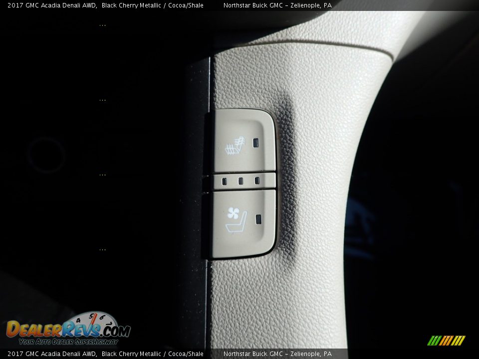 2017 GMC Acadia Denali AWD Black Cherry Metallic / Cocoa/Shale Photo #25