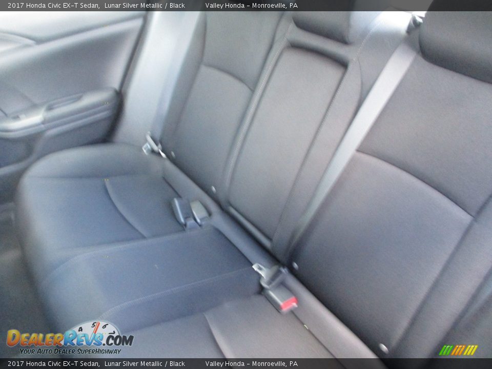 2017 Honda Civic EX-T Sedan Lunar Silver Metallic / Black Photo #12