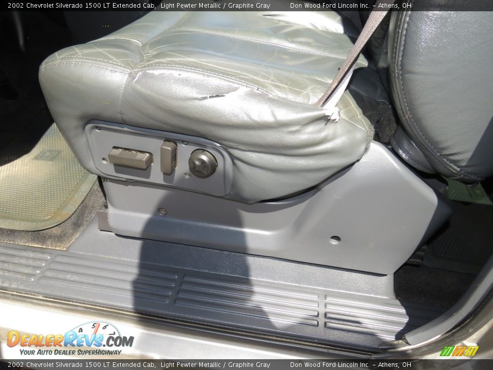 2002 Chevrolet Silverado 1500 LT Extended Cab Light Pewter Metallic / Graphite Gray Photo #16