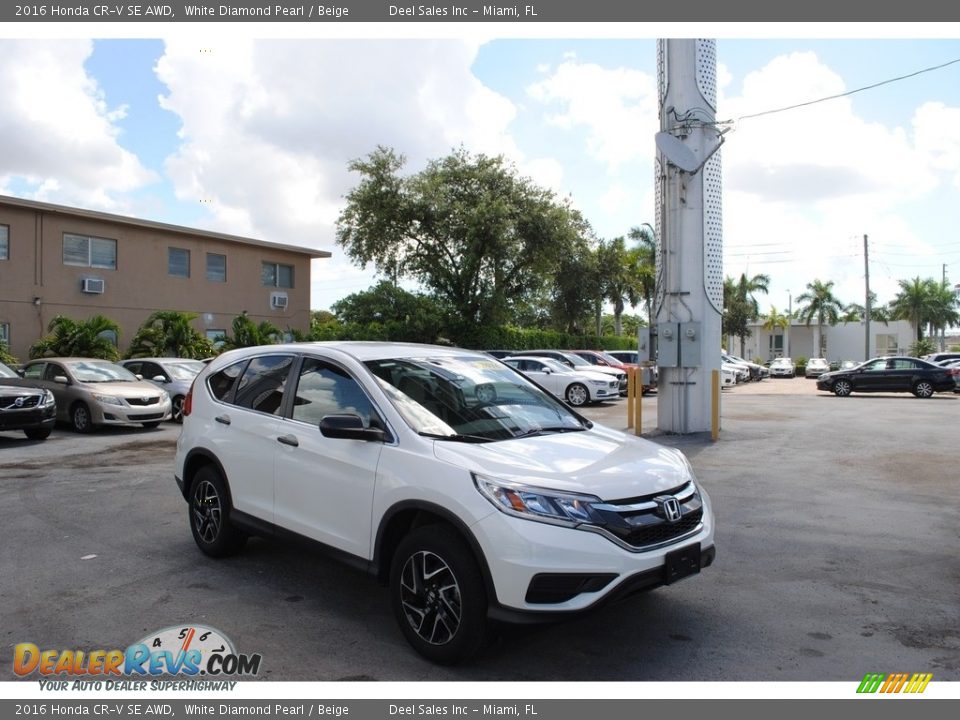 2016 Honda CR-V SE AWD White Diamond Pearl / Beige Photo #1