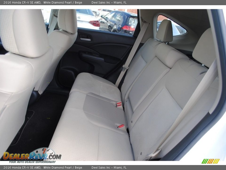 Rear Seat of 2016 Honda CR-V SE AWD Photo #11