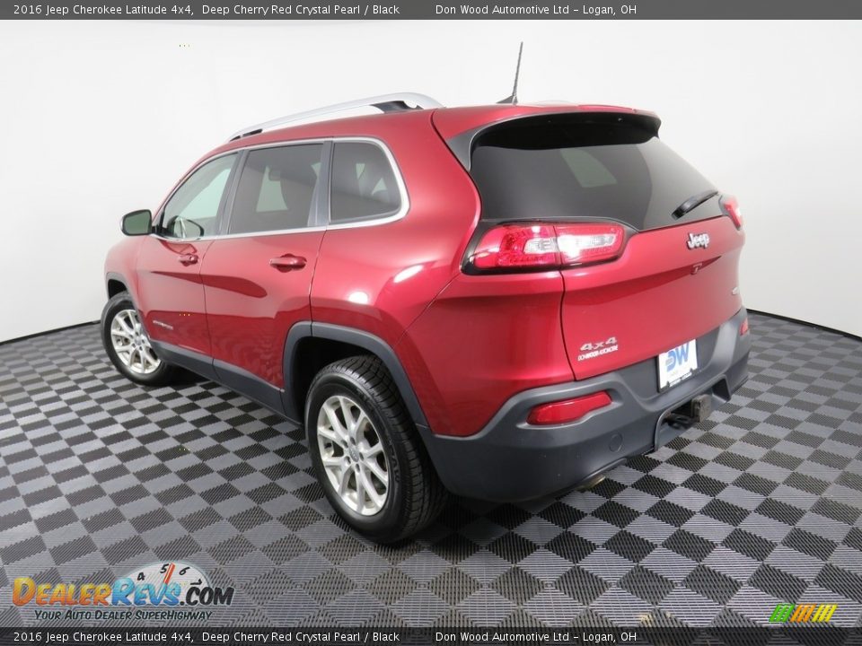 2016 Jeep Cherokee Latitude 4x4 Deep Cherry Red Crystal Pearl / Black Photo #11