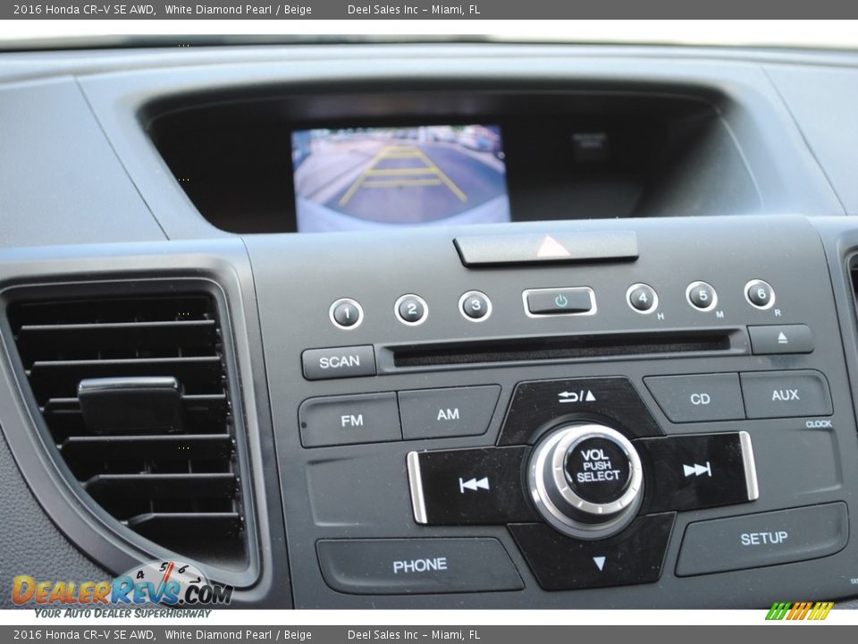 Controls of 2016 Honda CR-V SE AWD Photo #15