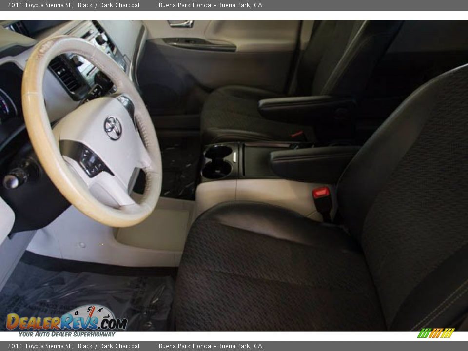 2011 Toyota Sienna SE Black / Dark Charcoal Photo #3