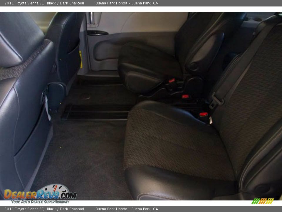 2011 Toyota Sienna SE Black / Dark Charcoal Photo #4
