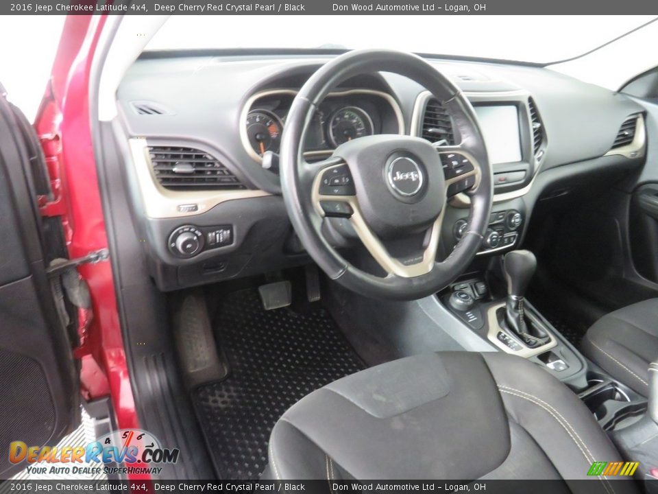 2016 Jeep Cherokee Latitude 4x4 Deep Cherry Red Crystal Pearl / Black Photo #29