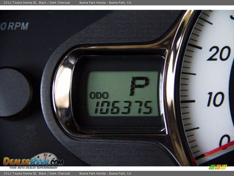 2011 Toyota Sienna SE Black / Dark Charcoal Photo #6
