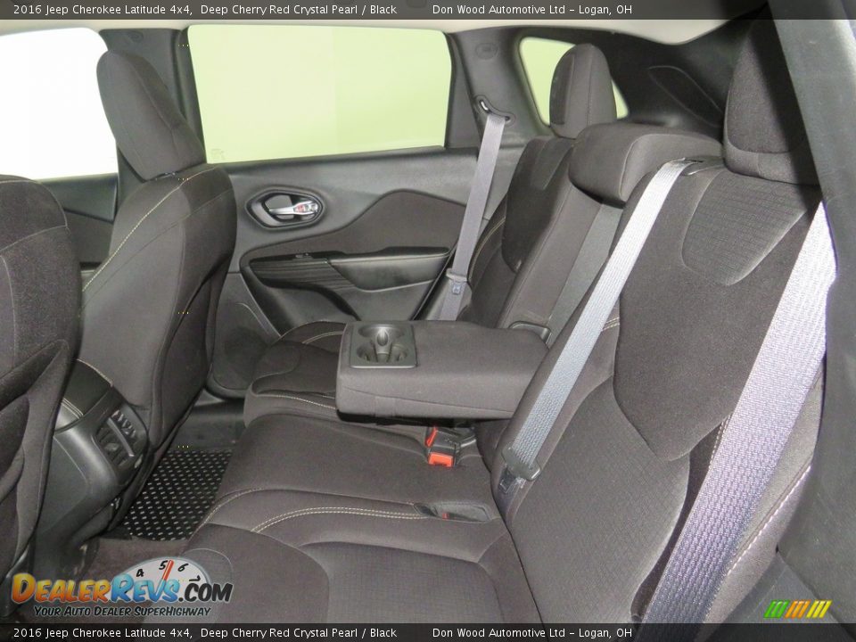 2016 Jeep Cherokee Latitude 4x4 Deep Cherry Red Crystal Pearl / Black Photo #32