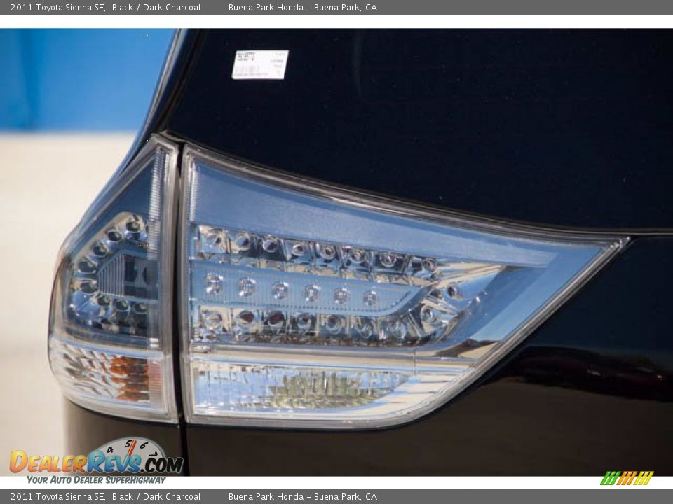 2011 Toyota Sienna SE Black / Dark Charcoal Photo #10