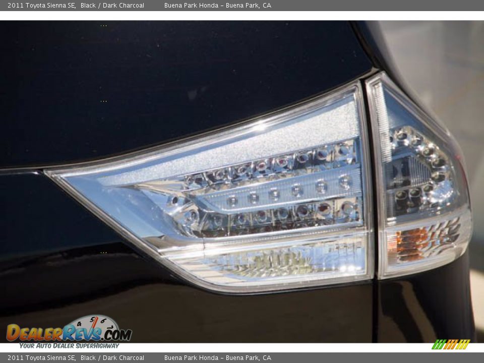 2011 Toyota Sienna SE Black / Dark Charcoal Photo #11