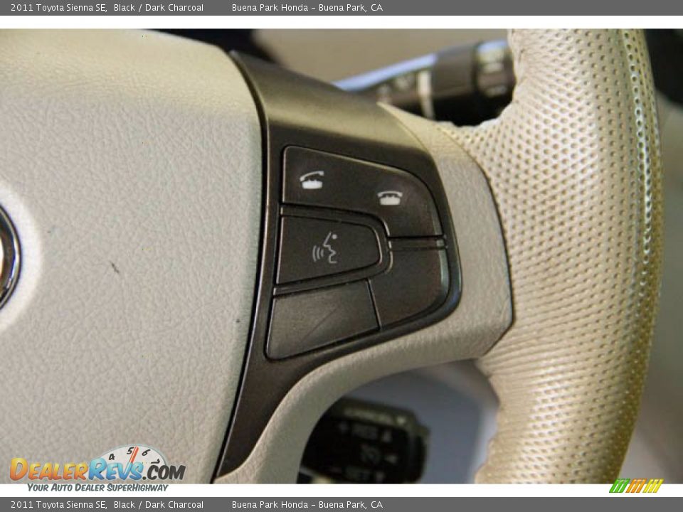 2011 Toyota Sienna SE Black / Dark Charcoal Photo #15