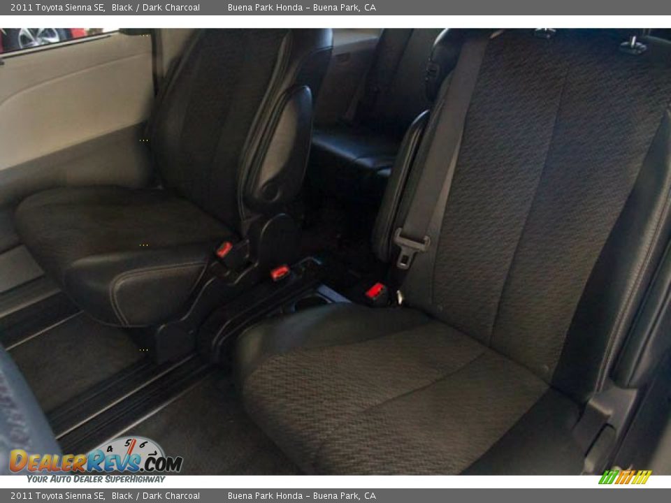 2011 Toyota Sienna SE Black / Dark Charcoal Photo #19