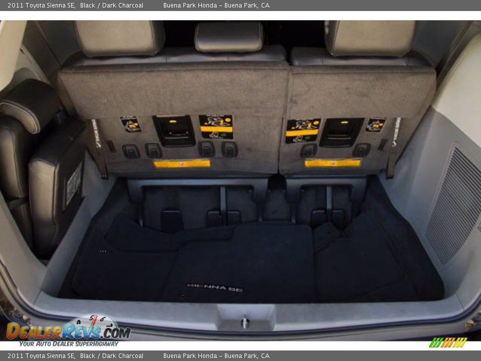 2011 Toyota Sienna SE Black / Dark Charcoal Photo #21