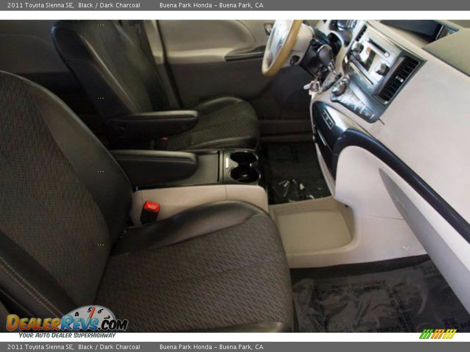 2011 Toyota Sienna SE Black / Dark Charcoal Photo #25