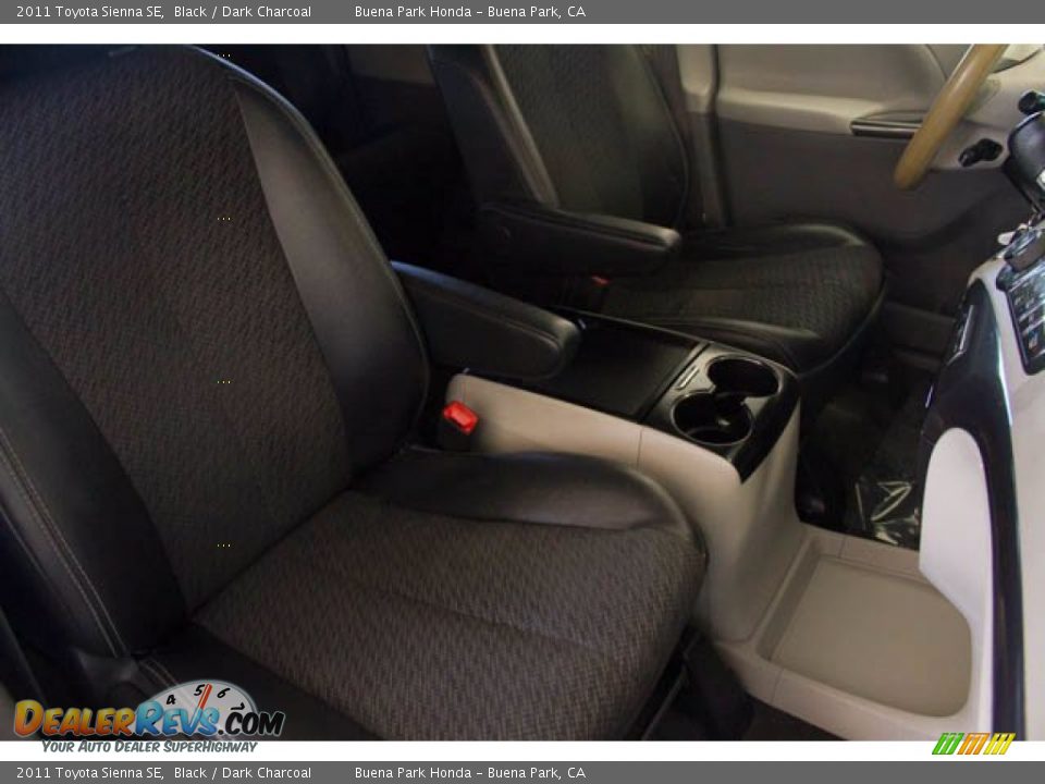 2011 Toyota Sienna SE Black / Dark Charcoal Photo #26