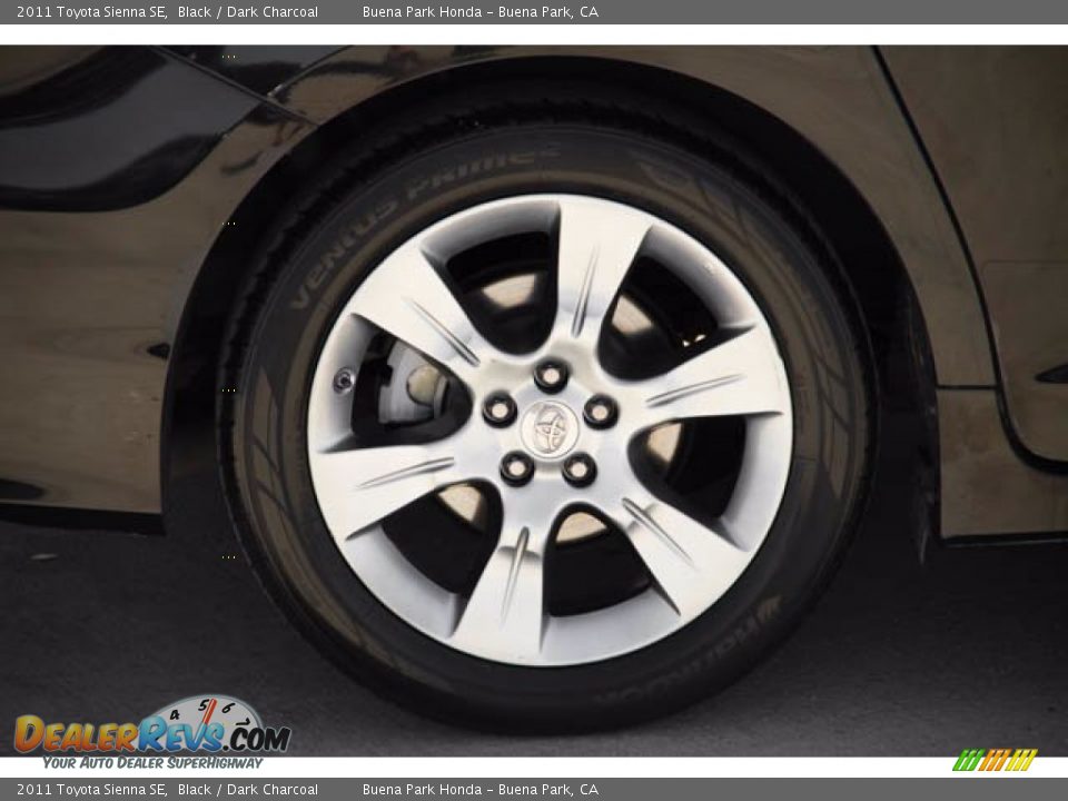 2011 Toyota Sienna SE Black / Dark Charcoal Photo #34