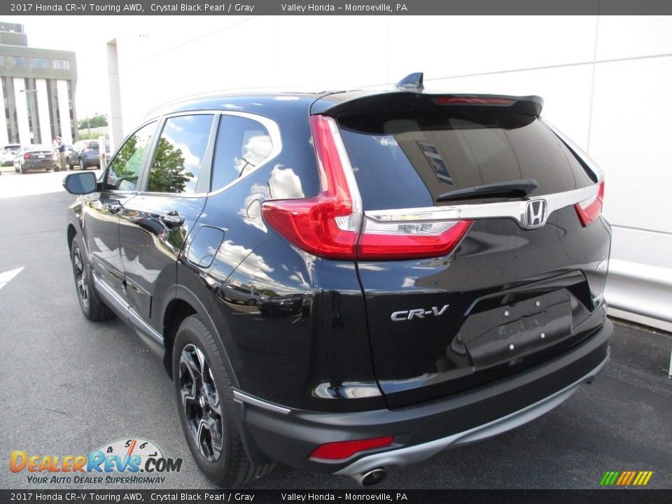 2017 Honda CR-V Touring AWD Crystal Black Pearl / Gray Photo #3