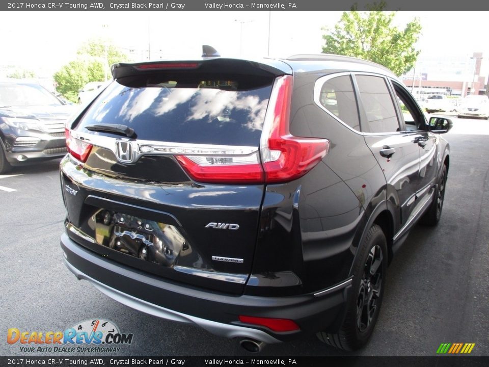 2017 Honda CR-V Touring AWD Crystal Black Pearl / Gray Photo #5