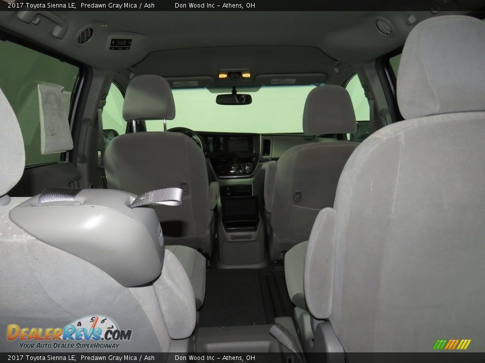 2017 Toyota Sienna LE Predawn Gray Mica / Ash Photo #14