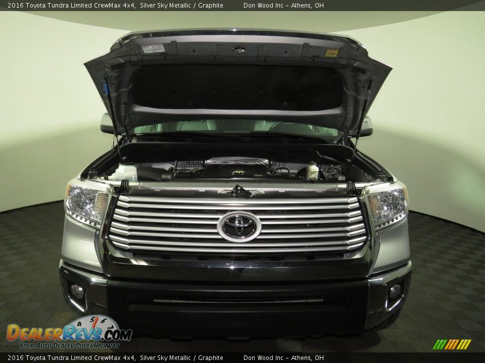 2016 Toyota Tundra Limited CrewMax 4x4 Silver Sky Metallic / Graphite Photo #5