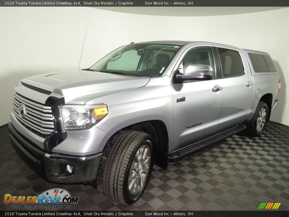 2016 Toyota Tundra Limited CrewMax 4x4 Silver Sky Metallic / Graphite Photo #7