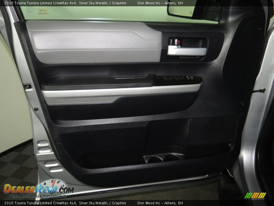 2016 Toyota Tundra Limited CrewMax 4x4 Silver Sky Metallic / Graphite Photo #15