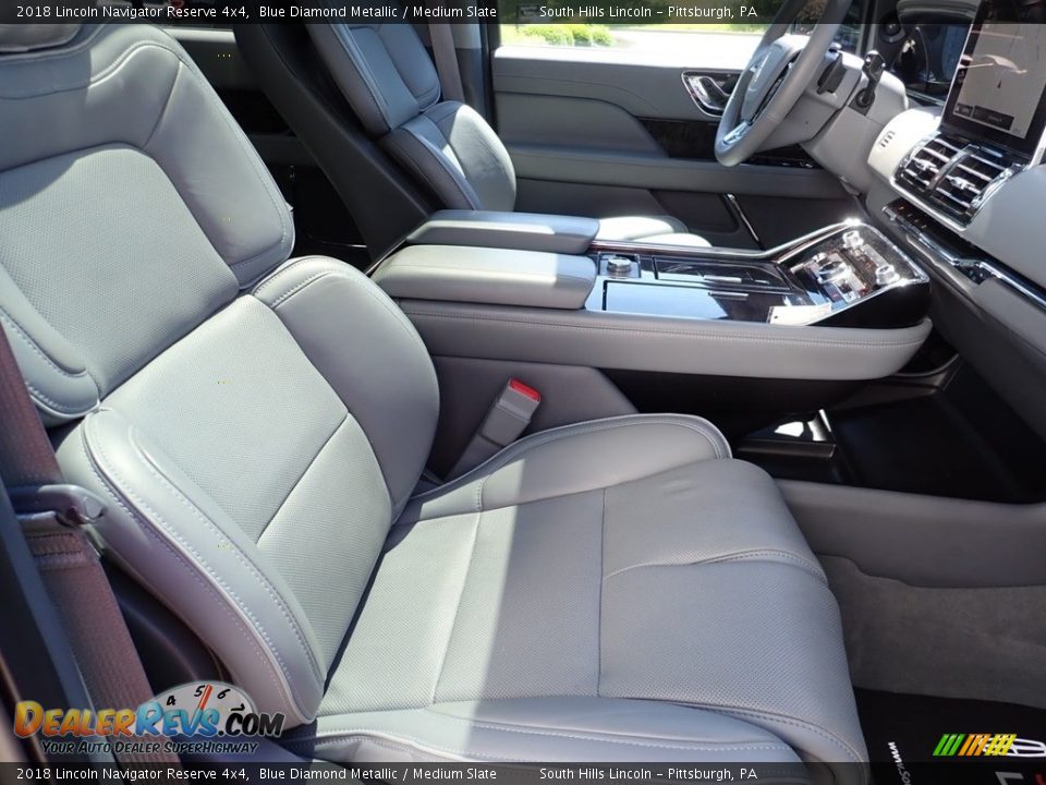 2018 Lincoln Navigator Reserve 4x4 Blue Diamond Metallic / Medium Slate Photo #11