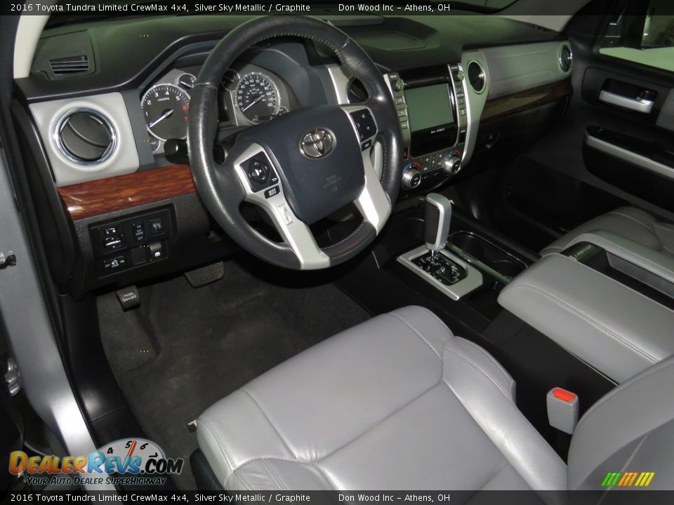2016 Toyota Tundra Limited CrewMax 4x4 Silver Sky Metallic / Graphite Photo #17