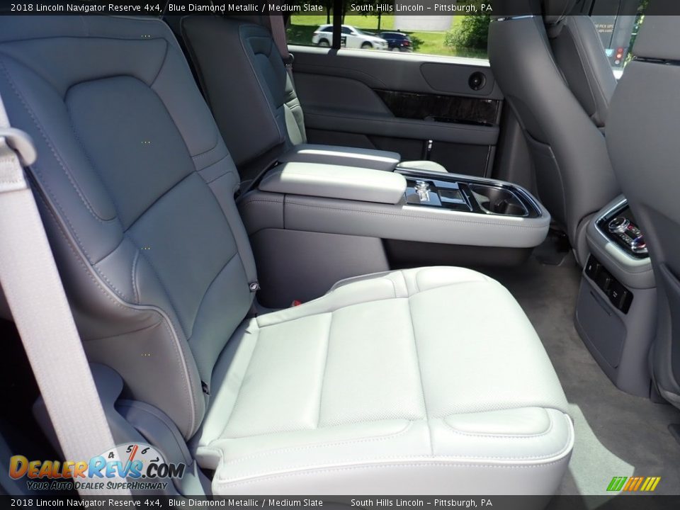 2018 Lincoln Navigator Reserve 4x4 Blue Diamond Metallic / Medium Slate Photo #14