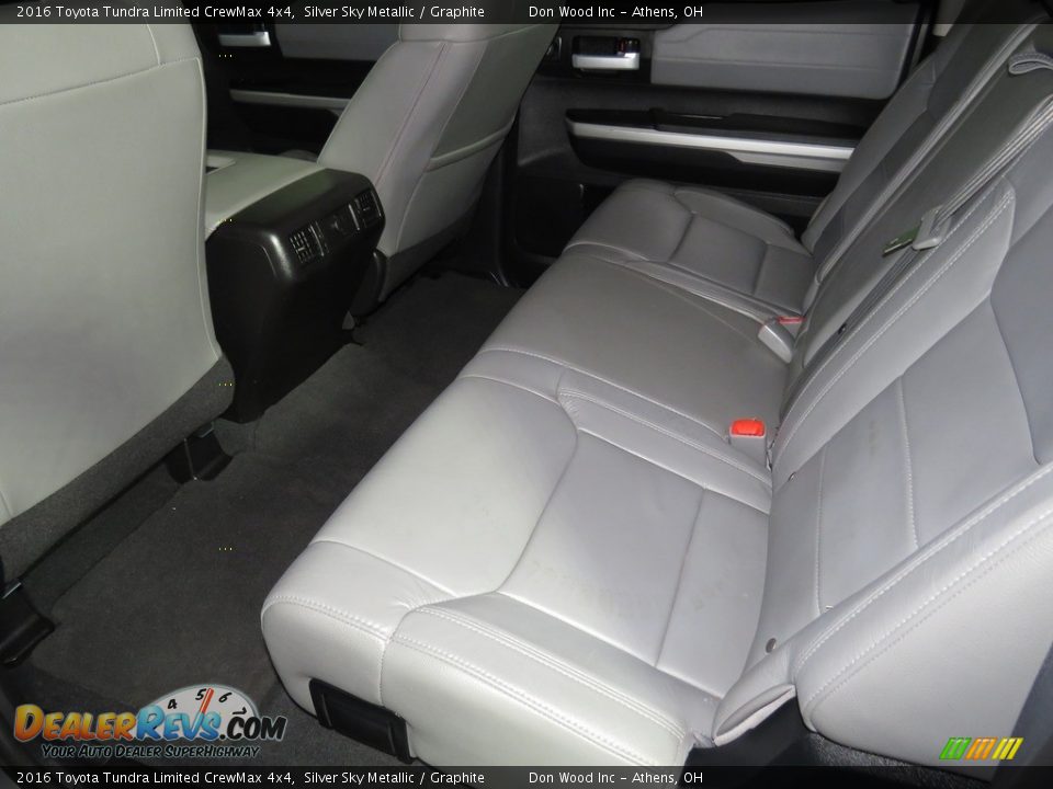 2016 Toyota Tundra Limited CrewMax 4x4 Silver Sky Metallic / Graphite Photo #20