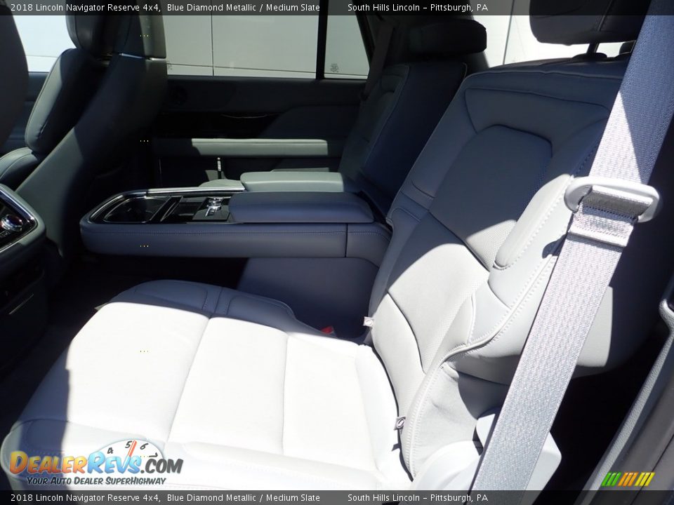 2018 Lincoln Navigator Reserve 4x4 Blue Diamond Metallic / Medium Slate Photo #17