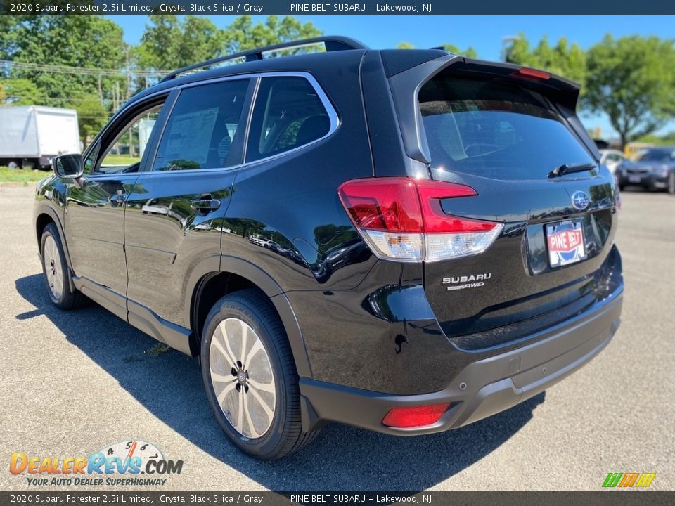 2020 Subaru Forester 2.5i Limited Crystal Black Silica / Gray Photo #5