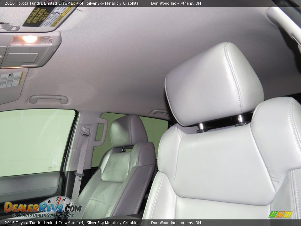2016 Toyota Tundra Limited CrewMax 4x4 Silver Sky Metallic / Graphite Photo #30