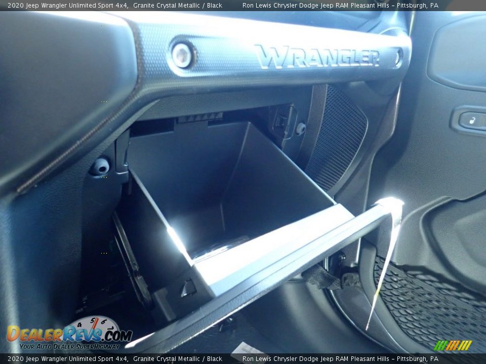 2020 Jeep Wrangler Unlimited Sport 4x4 Granite Crystal Metallic / Black Photo #18