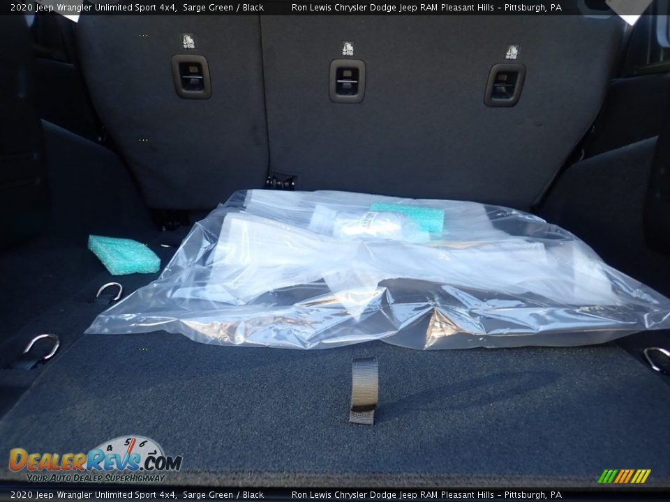 2020 Jeep Wrangler Unlimited Sport 4x4 Sarge Green / Black Photo #9