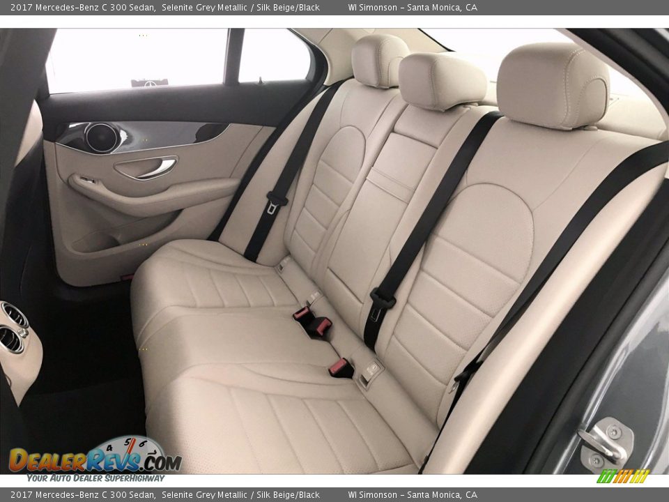 2017 Mercedes-Benz C 300 Sedan Selenite Grey Metallic / Silk Beige/Black Photo #15