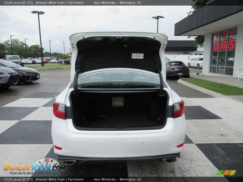 2018 Lexus ES 350 Eminent White Pearl / Parchment Photo #5