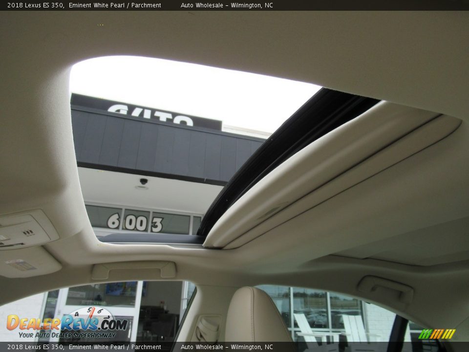 2018 Lexus ES 350 Eminent White Pearl / Parchment Photo #14