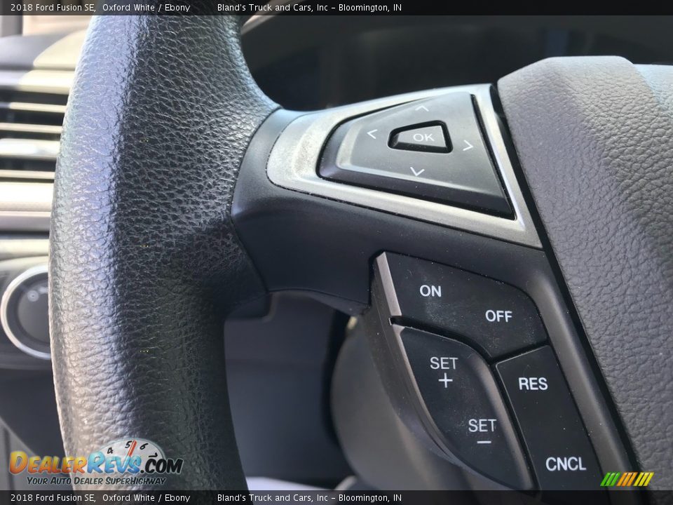 2018 Ford Fusion SE Oxford White / Ebony Photo #14